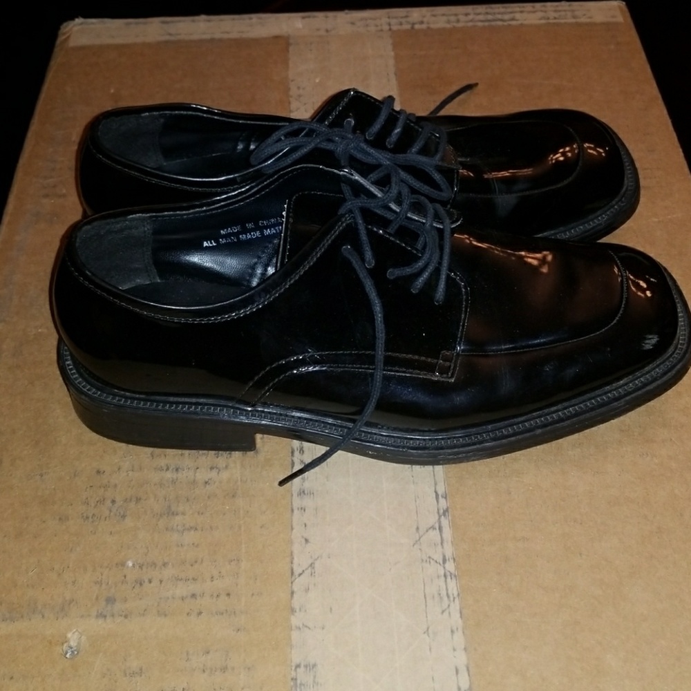 Great condition formal men's shoes